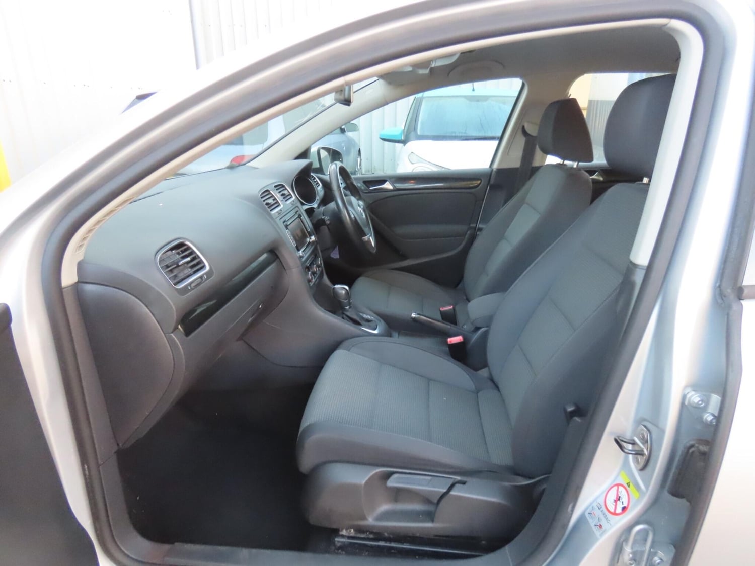 [ berth ]Volkswagen Golf