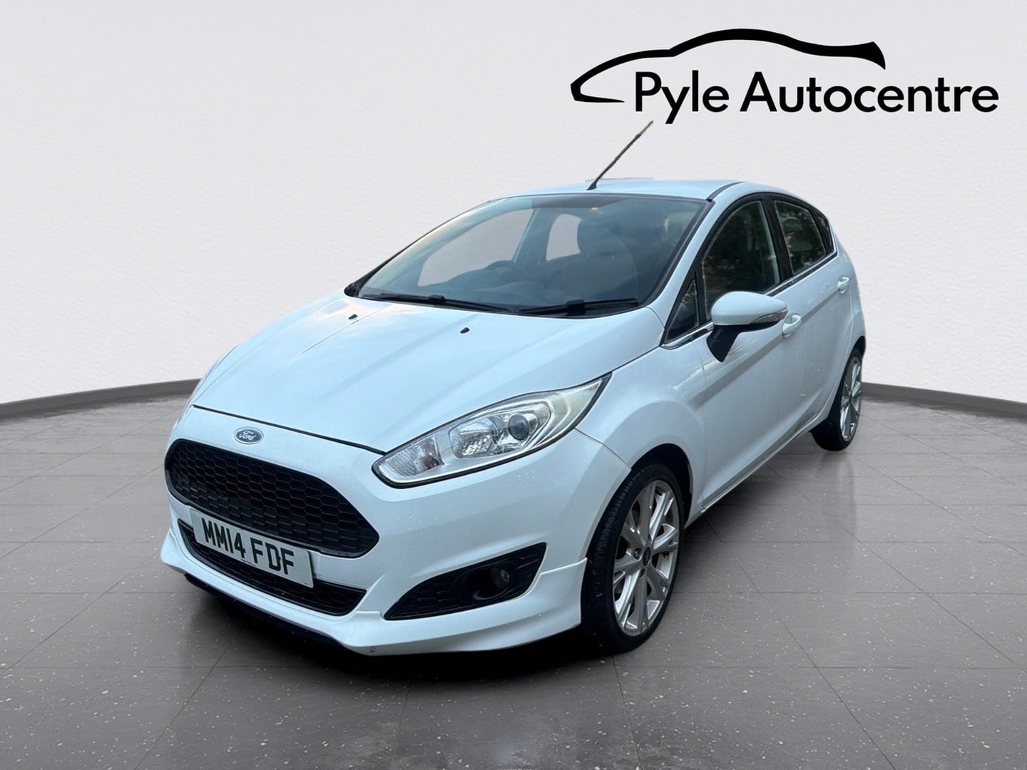 [ berth ]Ford Fiesta