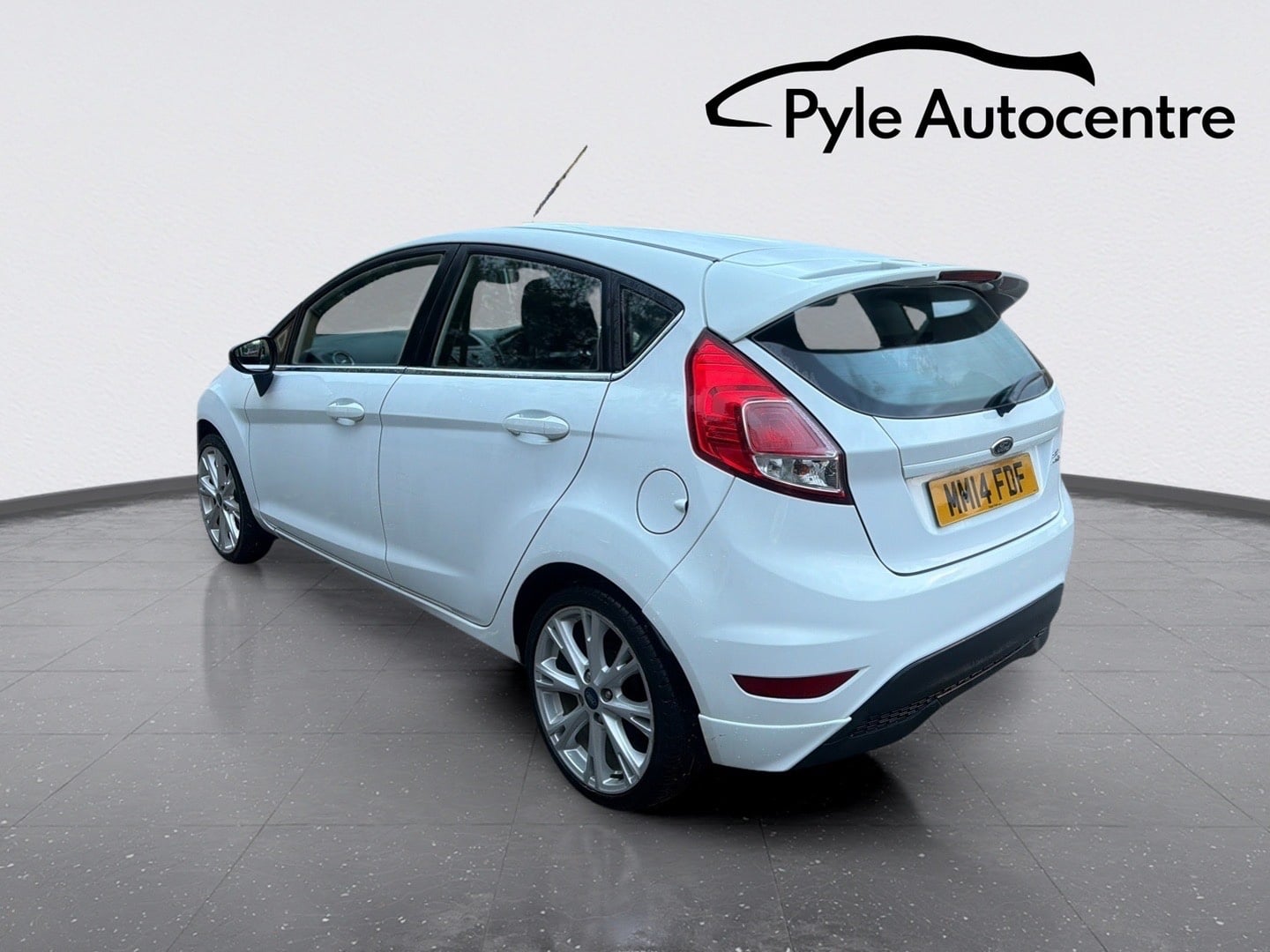 Ford Fiesta 2014 - Cars