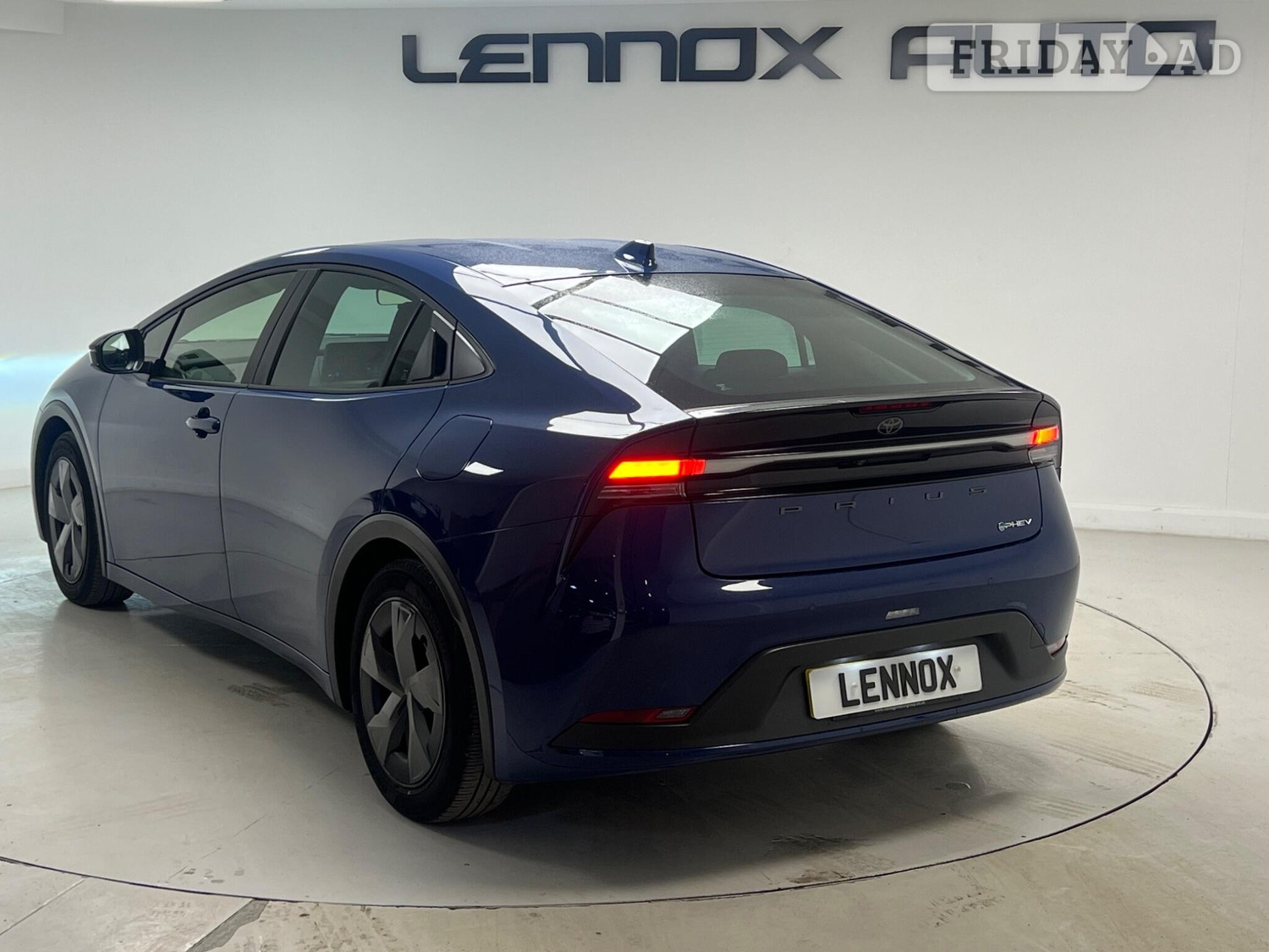 Toyota Prius 2025 - Cars in Brent
