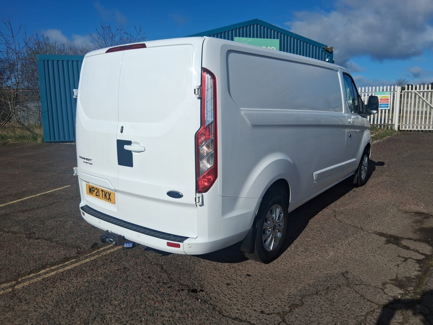 Ford Transit Custom 2021 - Vans & Commercial Vehicles