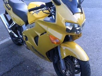 Honda VFR 2000