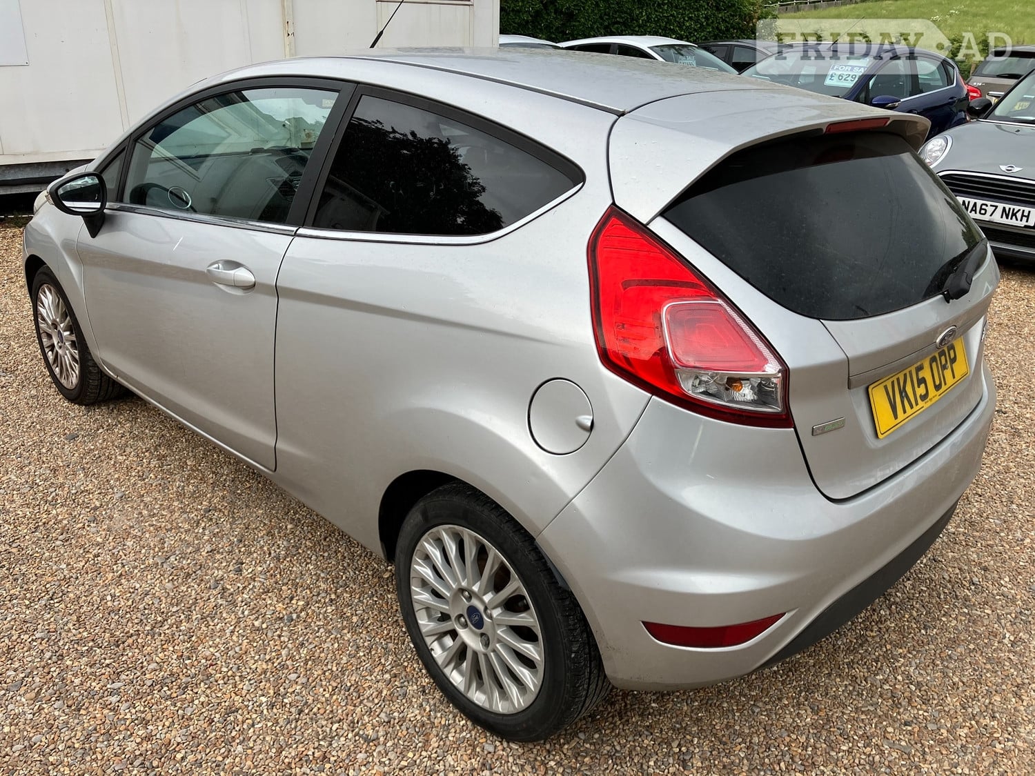 Ford Fiesta 2015 - Cars