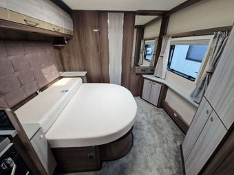 Coachman Lusso I 2023