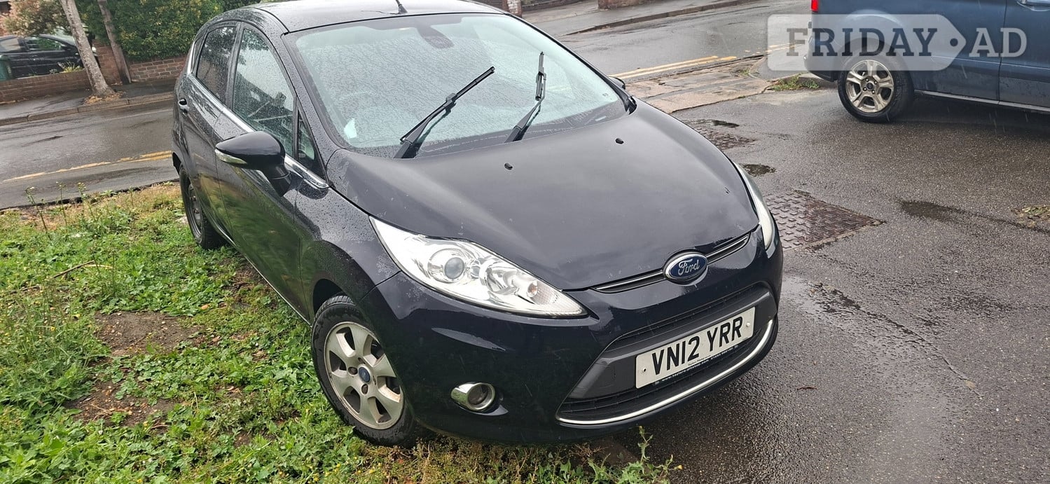 [ berth ]Ford Fiesta