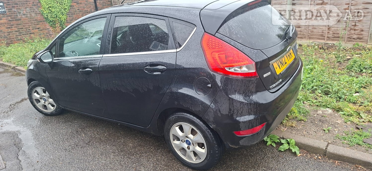 Ford Fiesta 2012 - Cars