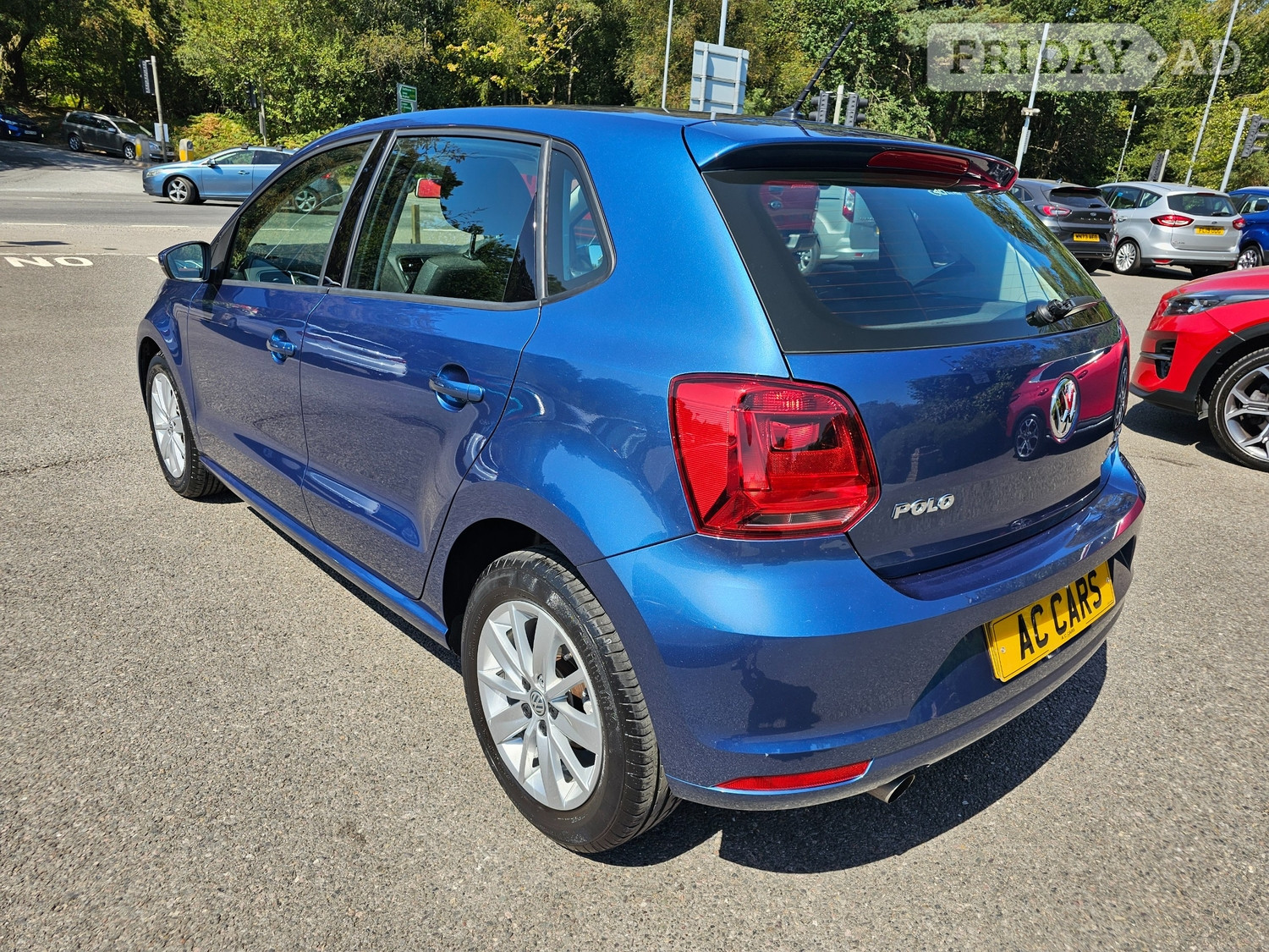 Volkswagen Polo 2016 - Cars