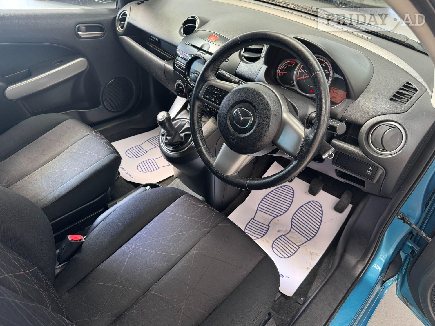 [ berth ]Mazda Mazda2