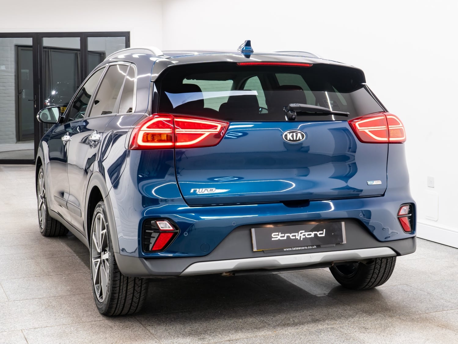 Kia Niro 2021 - Cars in Brighton