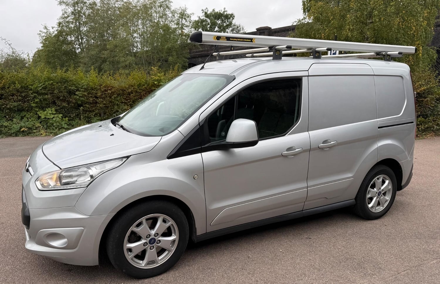 Ford Transit Connect 2016 - Vans & Commercial Vehicles in Waltham Abbey