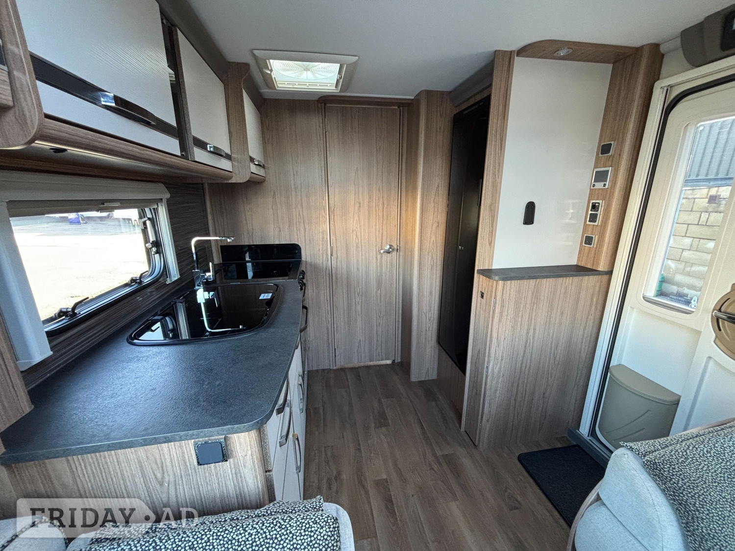 Coachman Laser 2015 - Motorhomes & Caravans