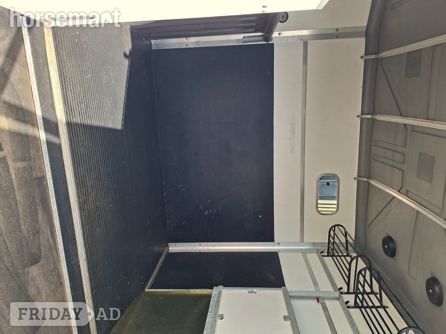 Equi-Trek Trail-Treka L  Horse Trailer - Trailers & Horseboxes