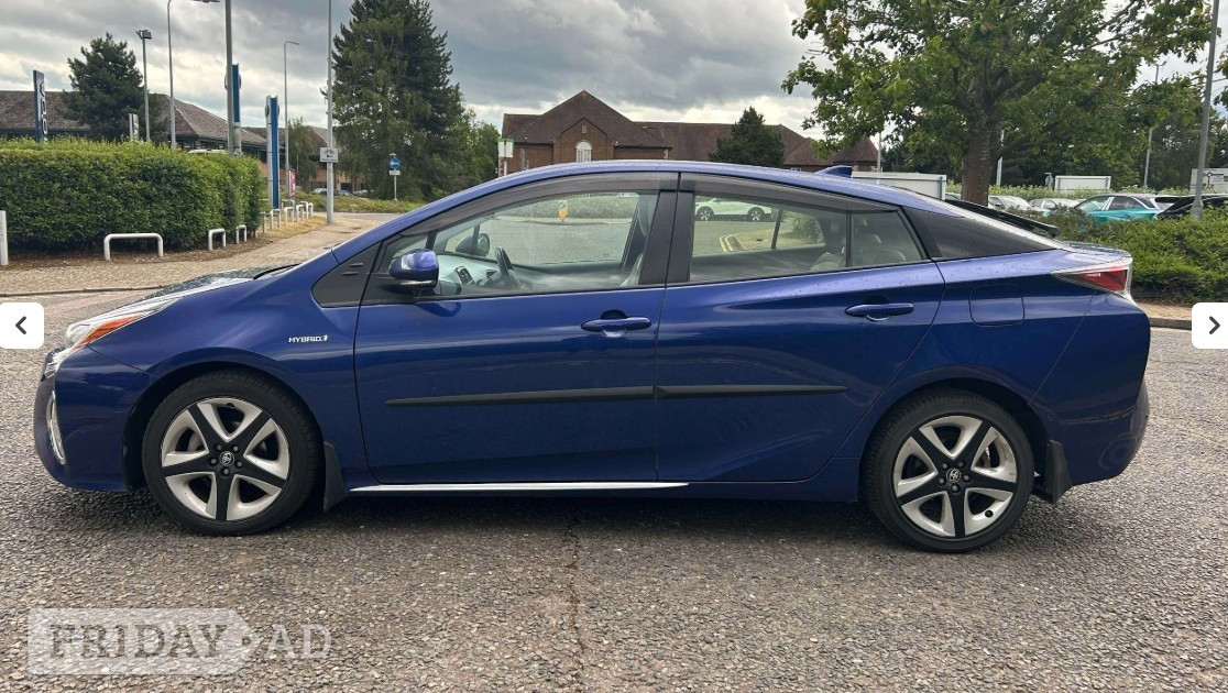 Toyota Prius 2018 - Cars