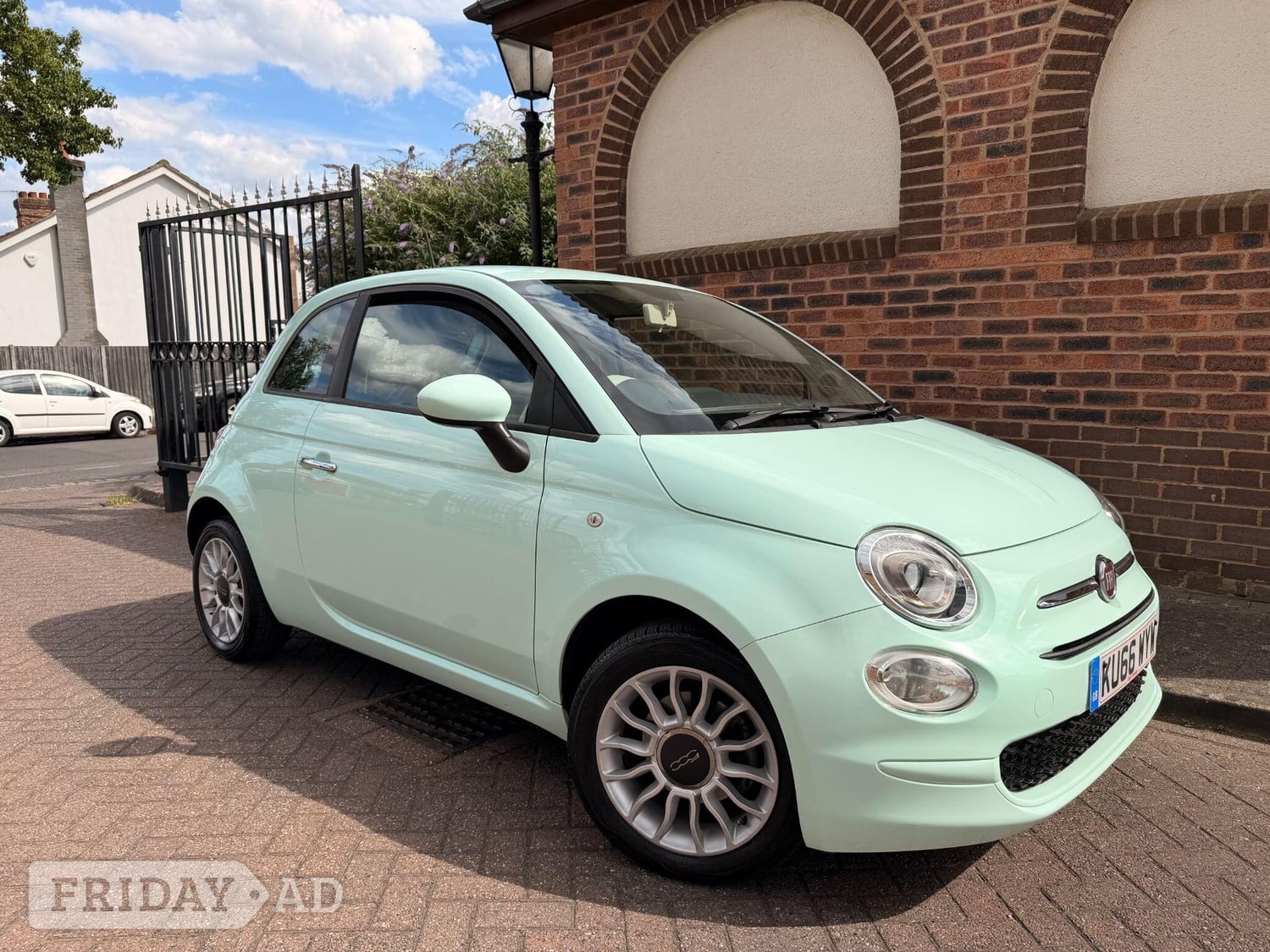 Fiat 500 2016 in Sutton