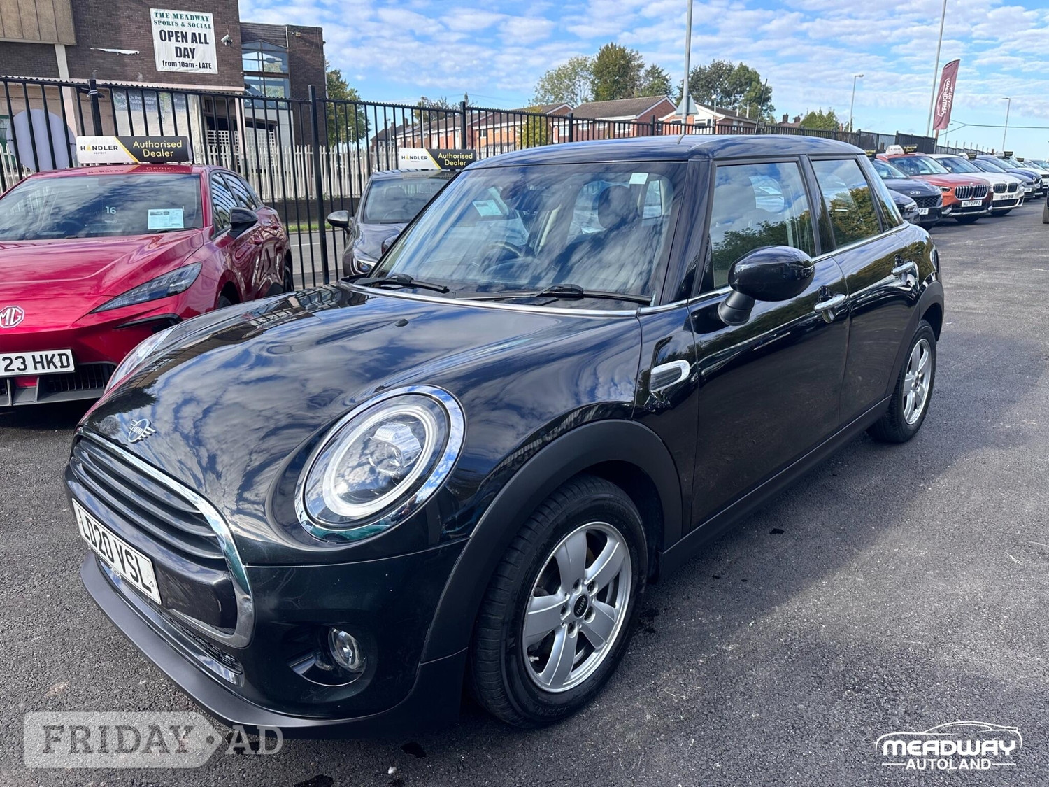 Mini Hatch 2020 - Cars