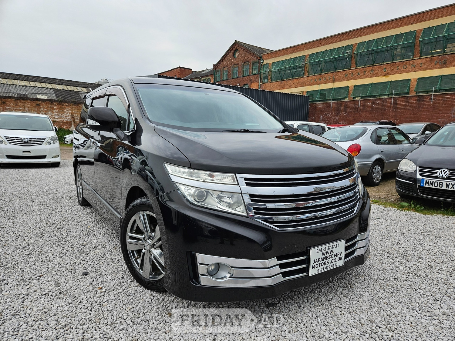 Nissan Elgrand 2010 in Birmingham