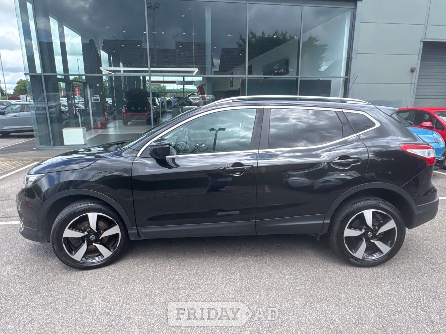 Nissan Qashqai 2016 - Cars in Bradford