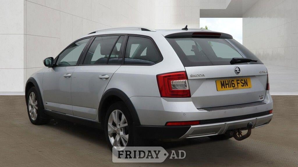 [ berth ]Skoda Octavia