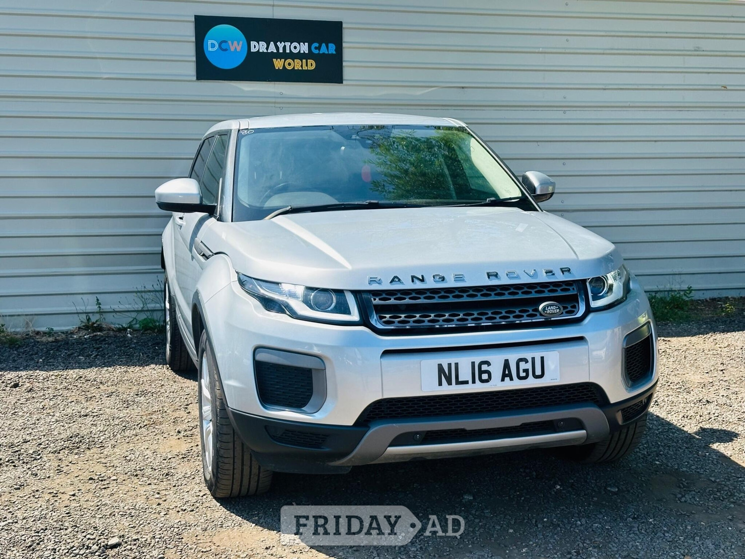 Land Rover Range Rover Evoque 2016 in Hillingdon
