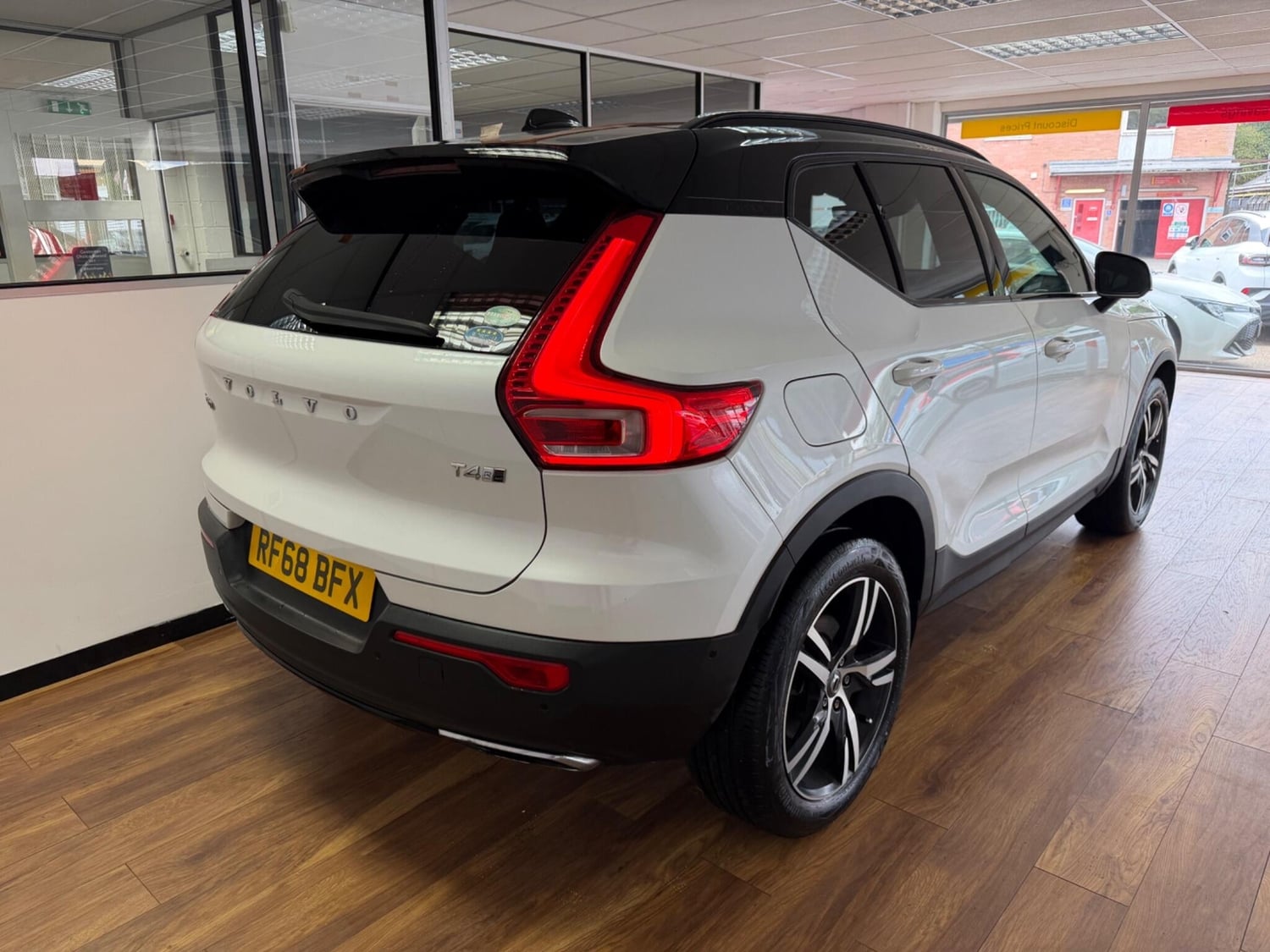 [ berth ]Volvo XC40
