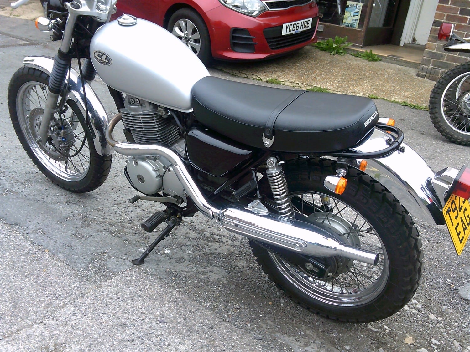 Honda CL400 1998 - Motorbikes, Scooters & Quads in Brighton