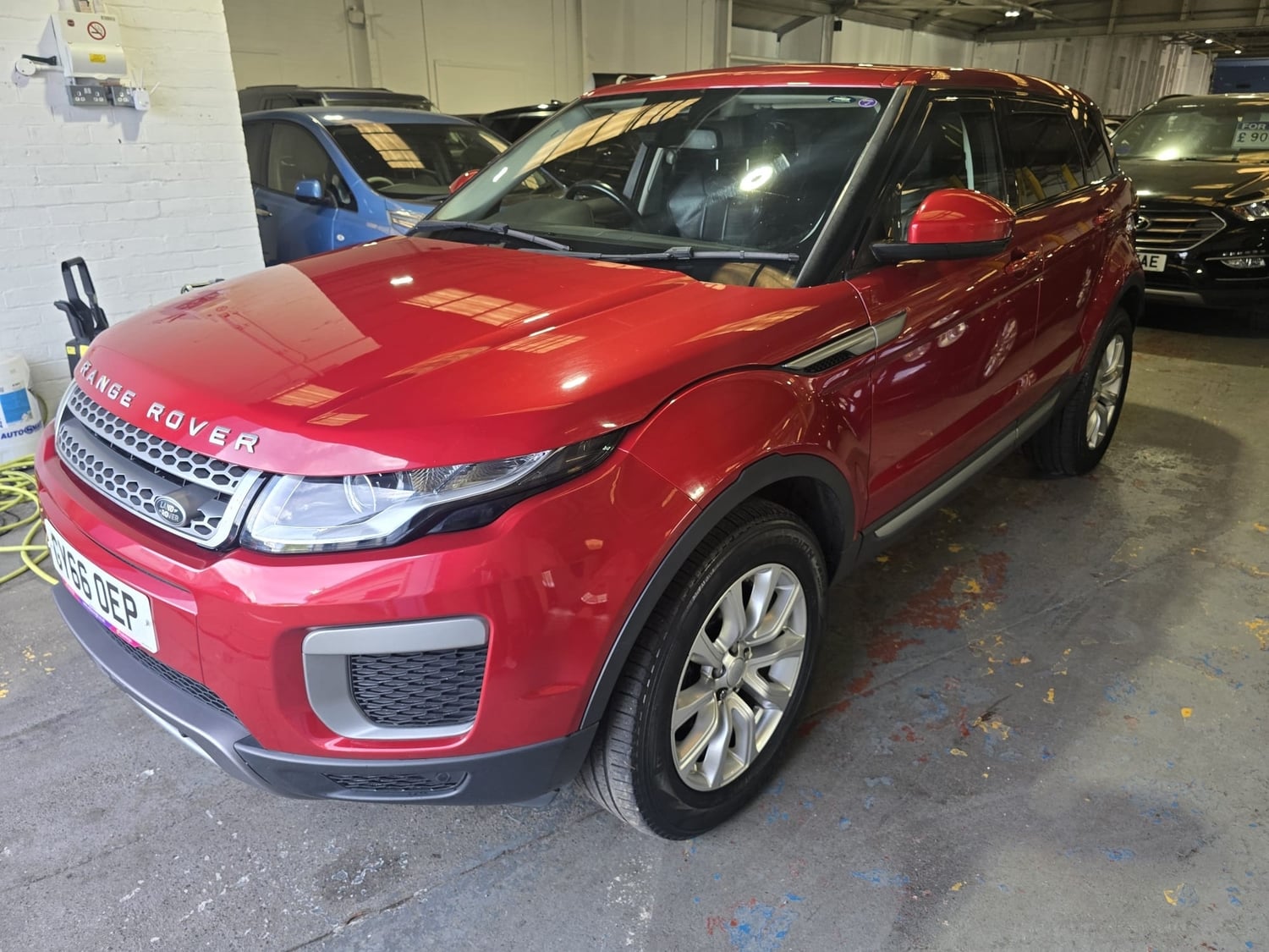 [ berth ]Land Rover Range Rover Evoque