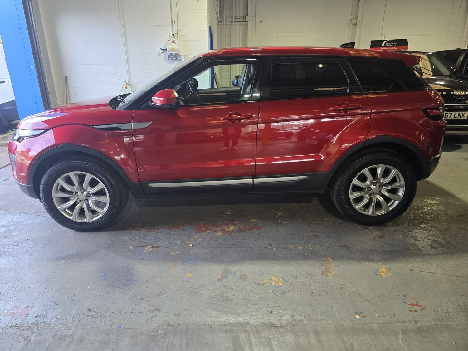 Land Rover Range Rover Evoque 2016 - Cars in Pontypridd