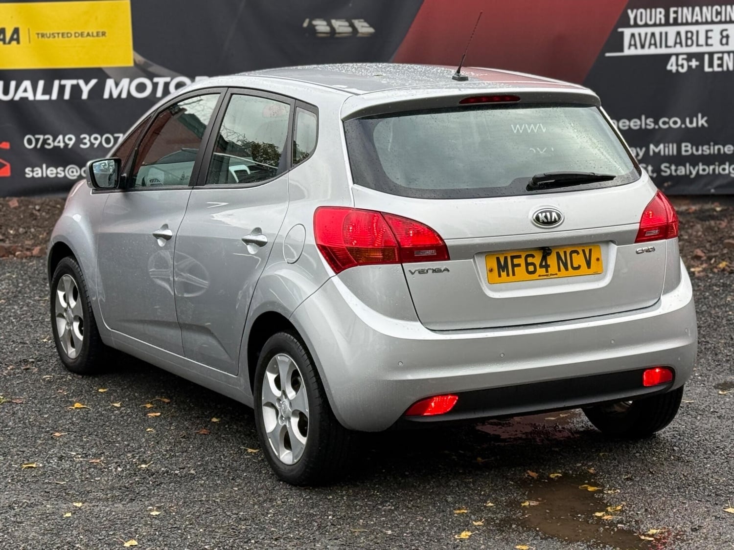 Kia Venga 2014 - Cars in Stalybridge