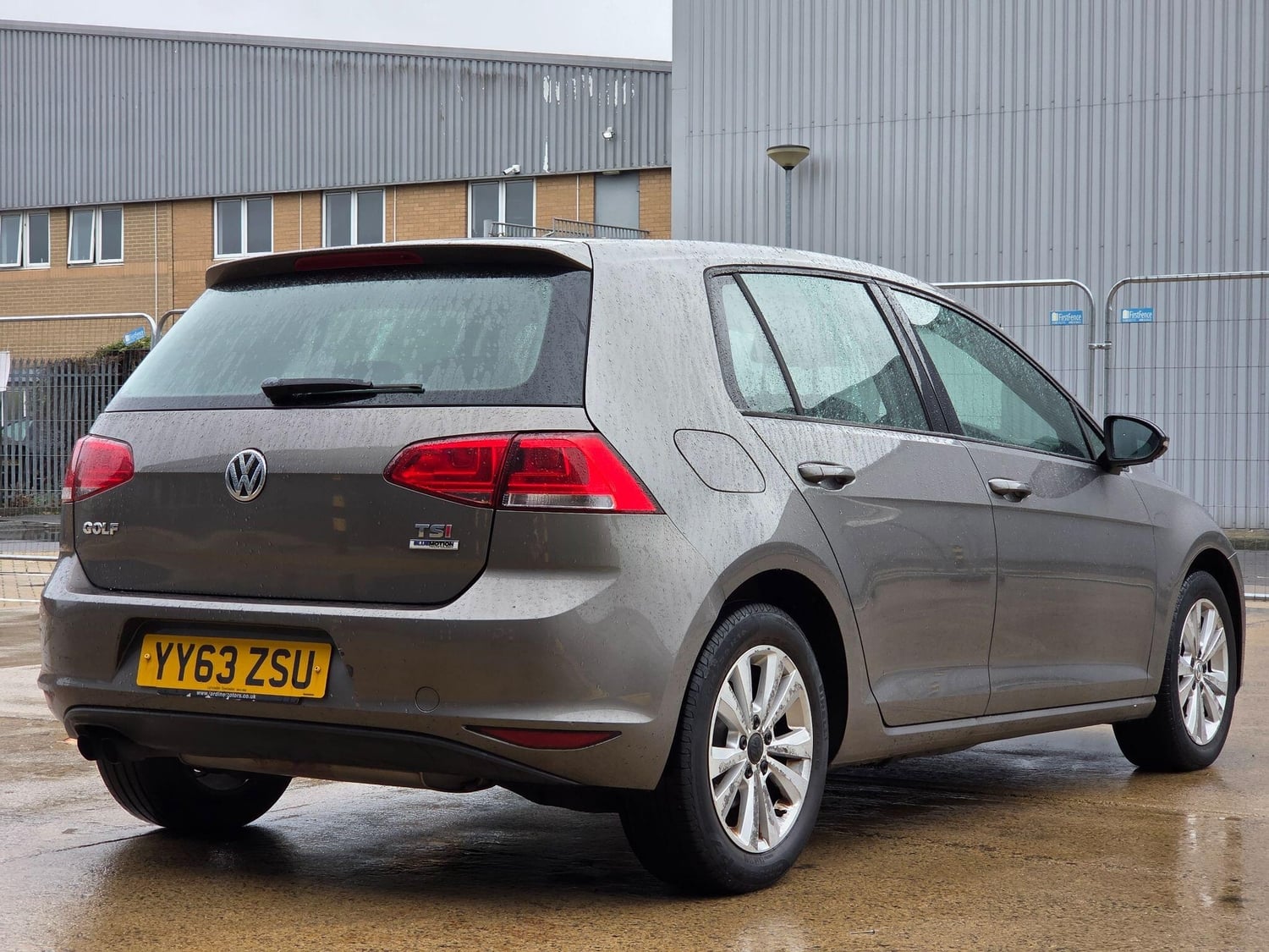 [ berth ]Volkswagen Golf