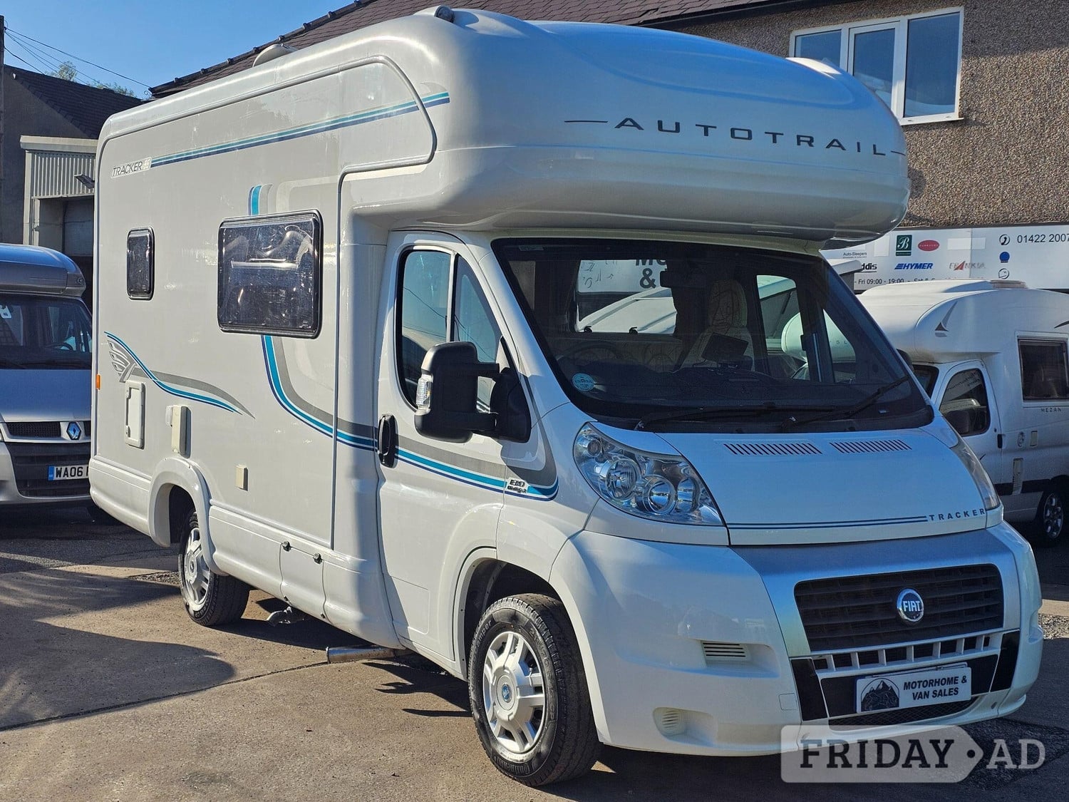 [2 berth ]Auto-Trail Tracker EKS