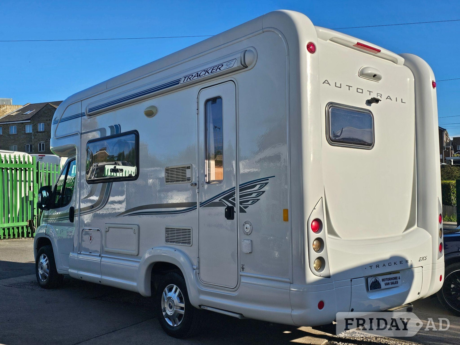 Auto-Trail Tracker EKS 2007 for sale - Motorhomes & Caravans