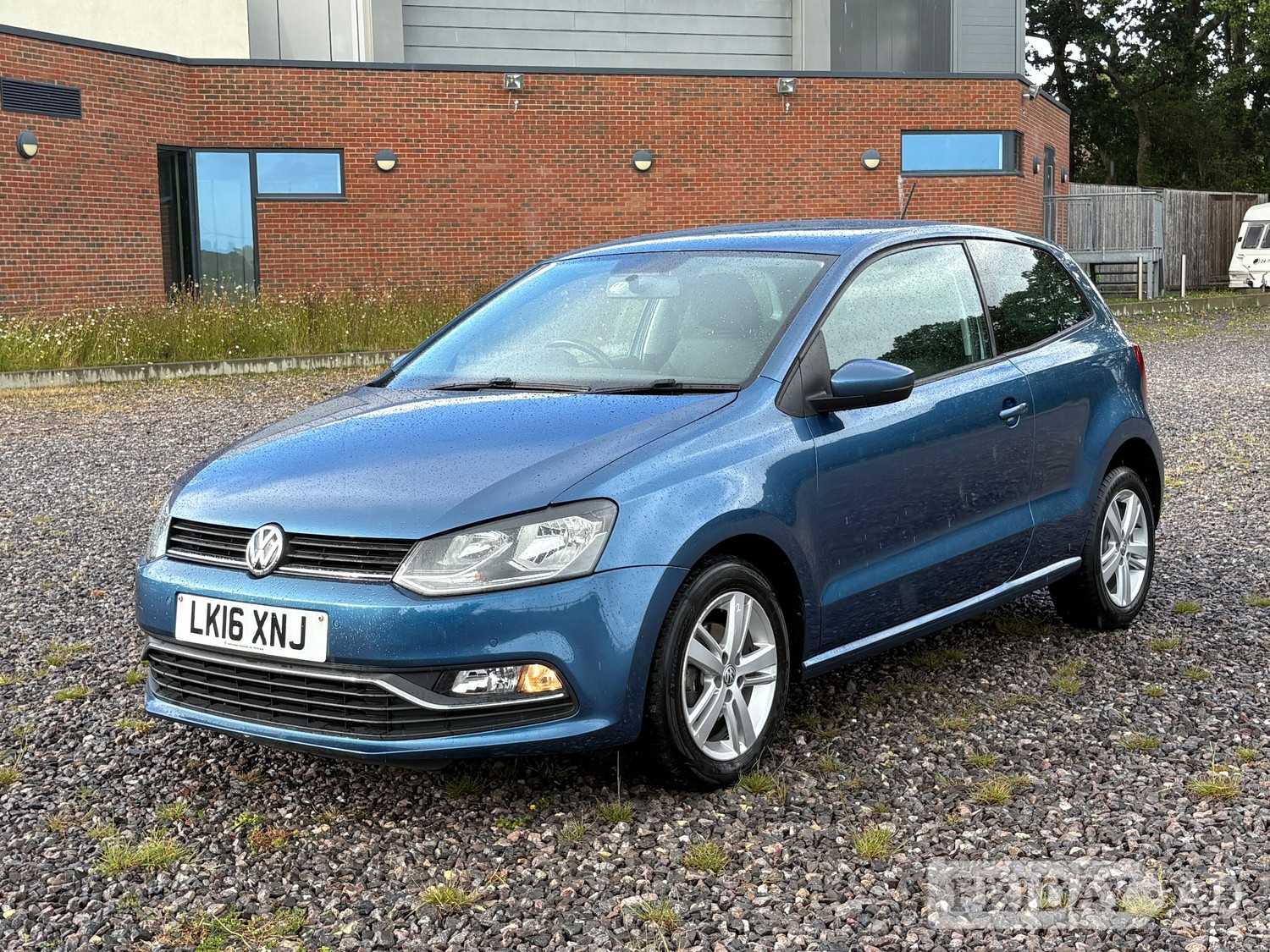 [ berth ]Volkswagen Polo