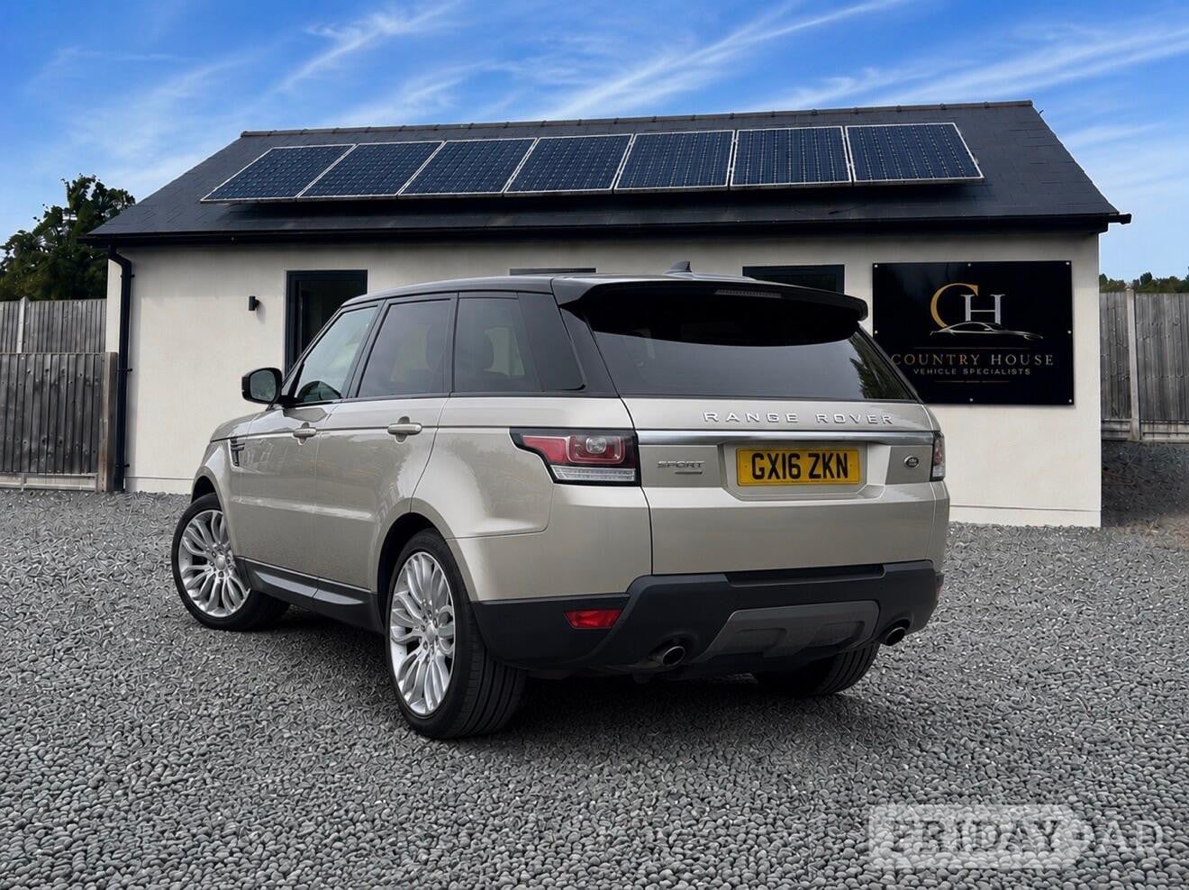 Land Rover Range Rover Sport 2016 - Cars in Sittingbourne