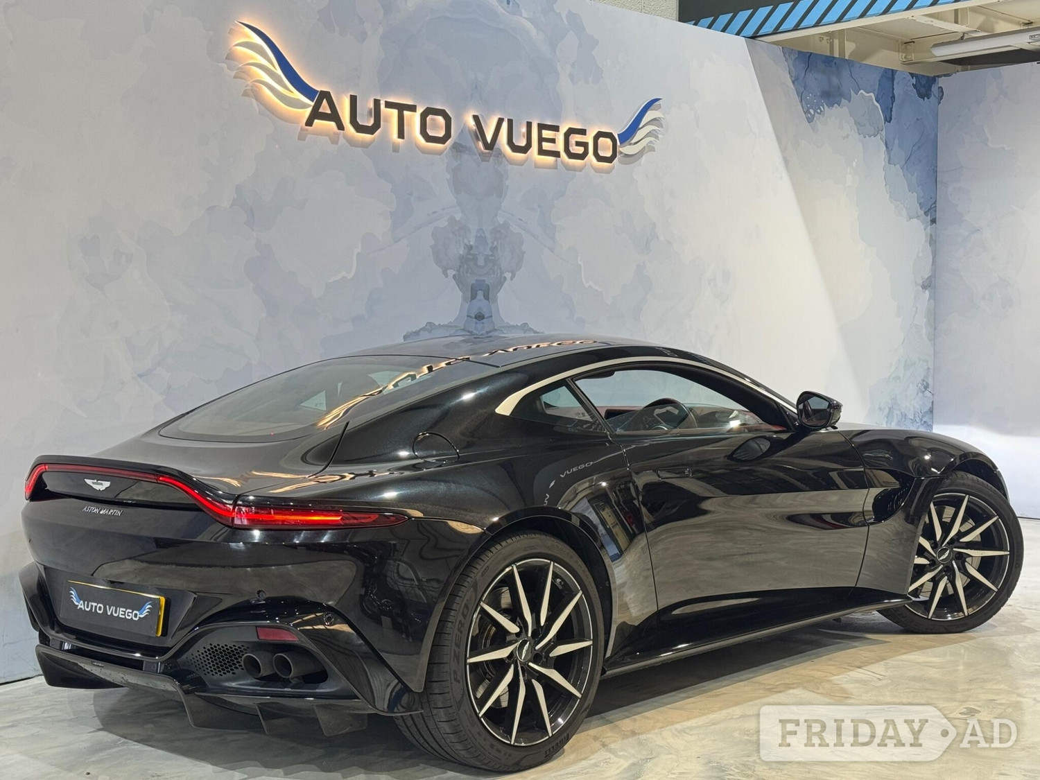 Aston Martin Vantage 2019 - Cars in Uxbridge