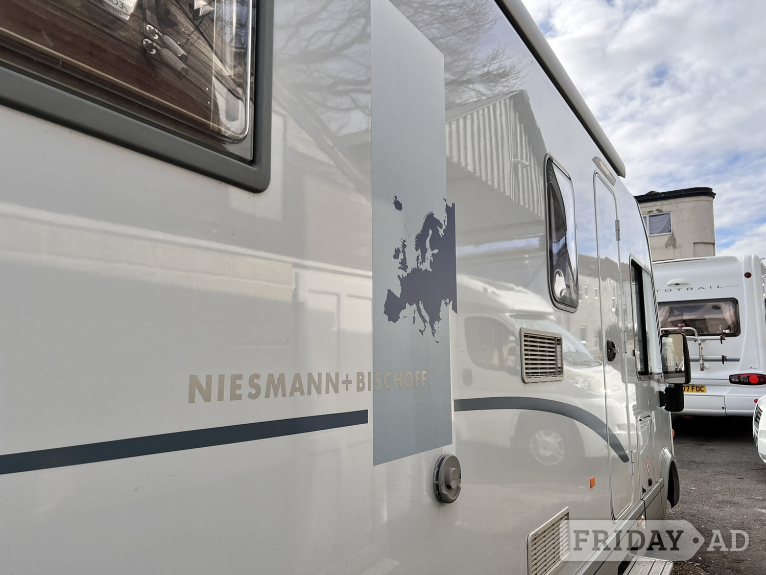 Niesmann and Bischoff Arto 69 EBG 2007 - Motorhomes & Caravans in Gosport