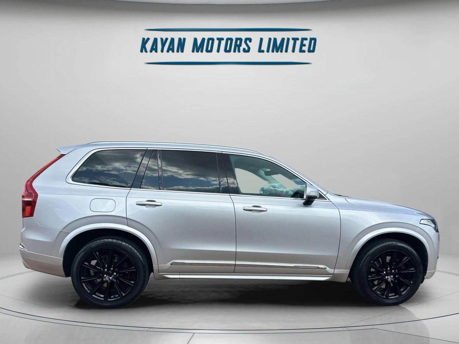 Volvo XC90 2016 - Cars in Kensington