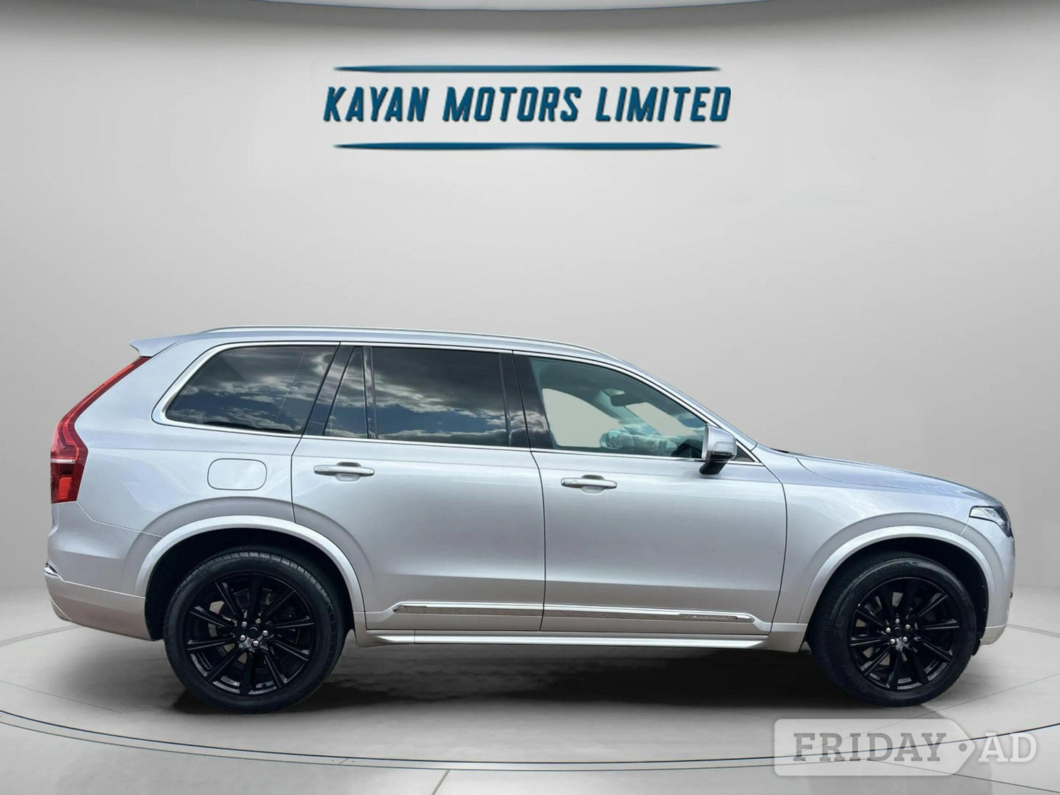 Volvo XC90 2016 - Cars in Kensington