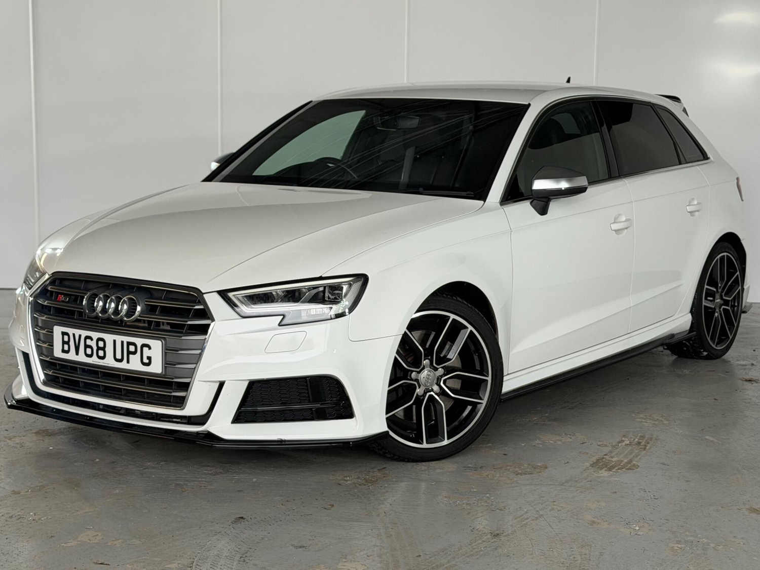 [ berth ]Audi S3
