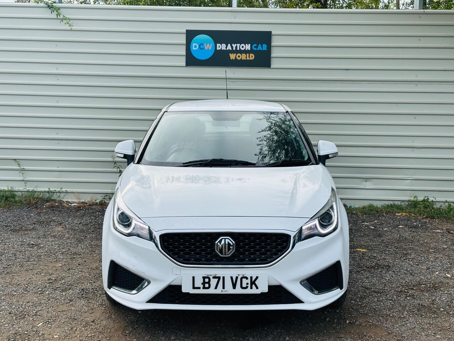 [ berth ]MG MG3