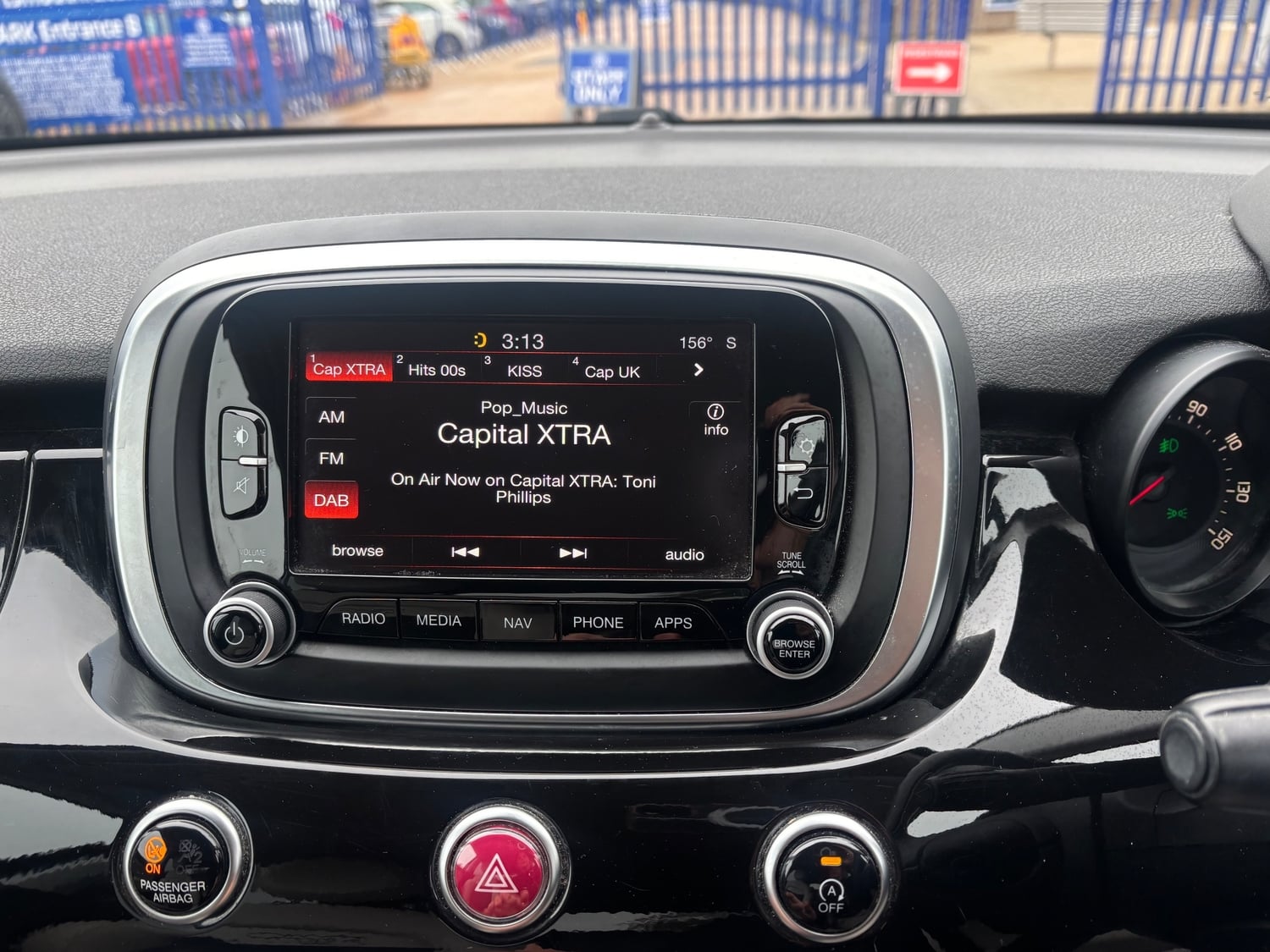 [ berth ]Fiat 500X