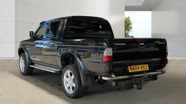 [ berth ]Mitsubishi L200
