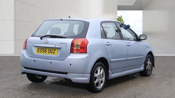 Toyota Corolla 2006 - Cars in Ashford