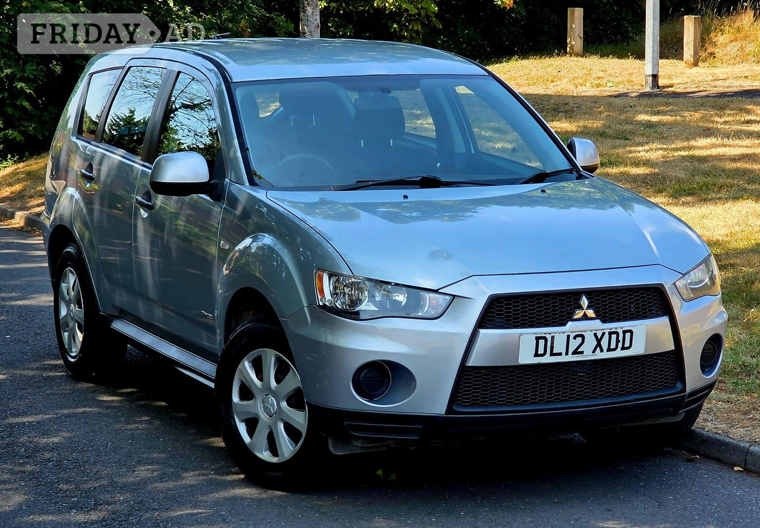 Mitsubishi Outlander 2012 - Cars