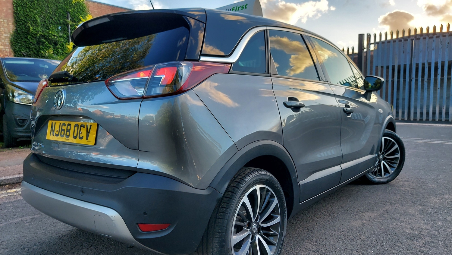 [ berth ]Vauxhall Crossland X
