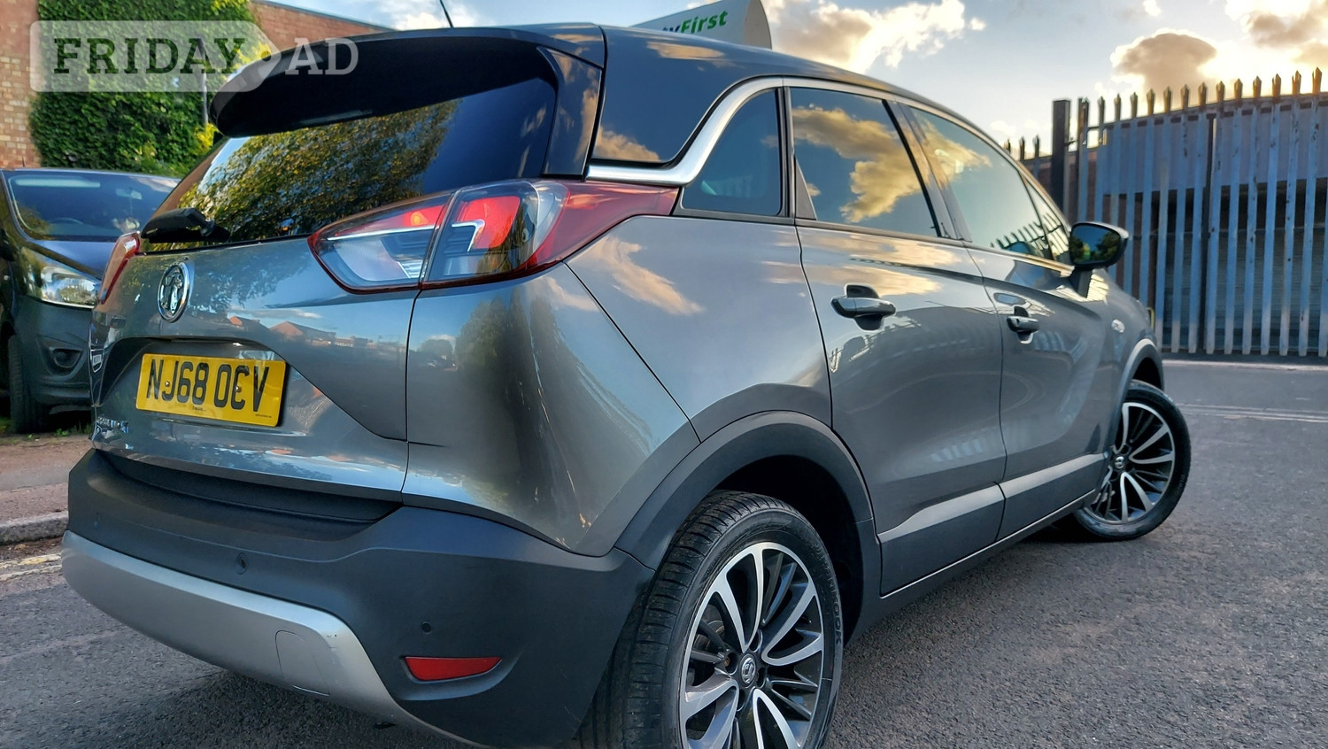 [ berth ]Vauxhall Crossland X
