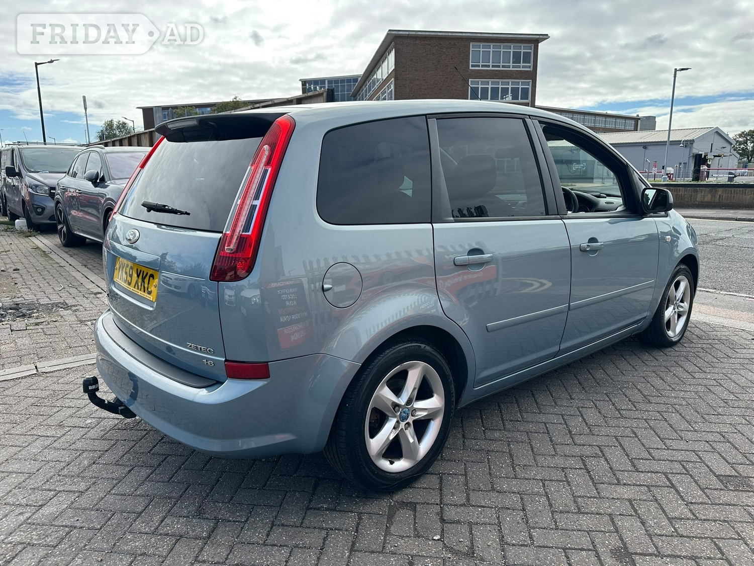 Ford C-MAX 2009 - Cars in Slough