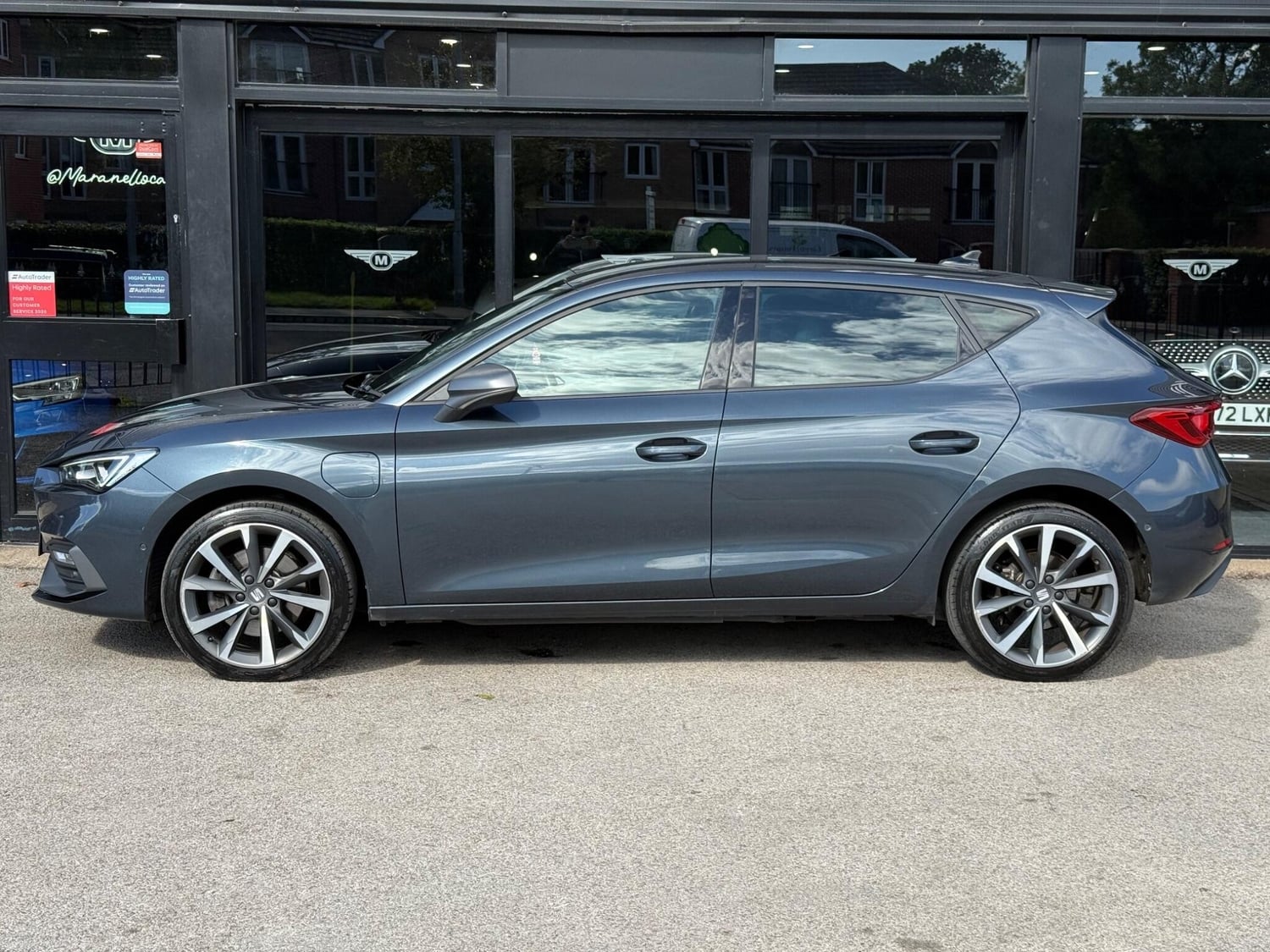 SEAT Leon 2021 - Cars