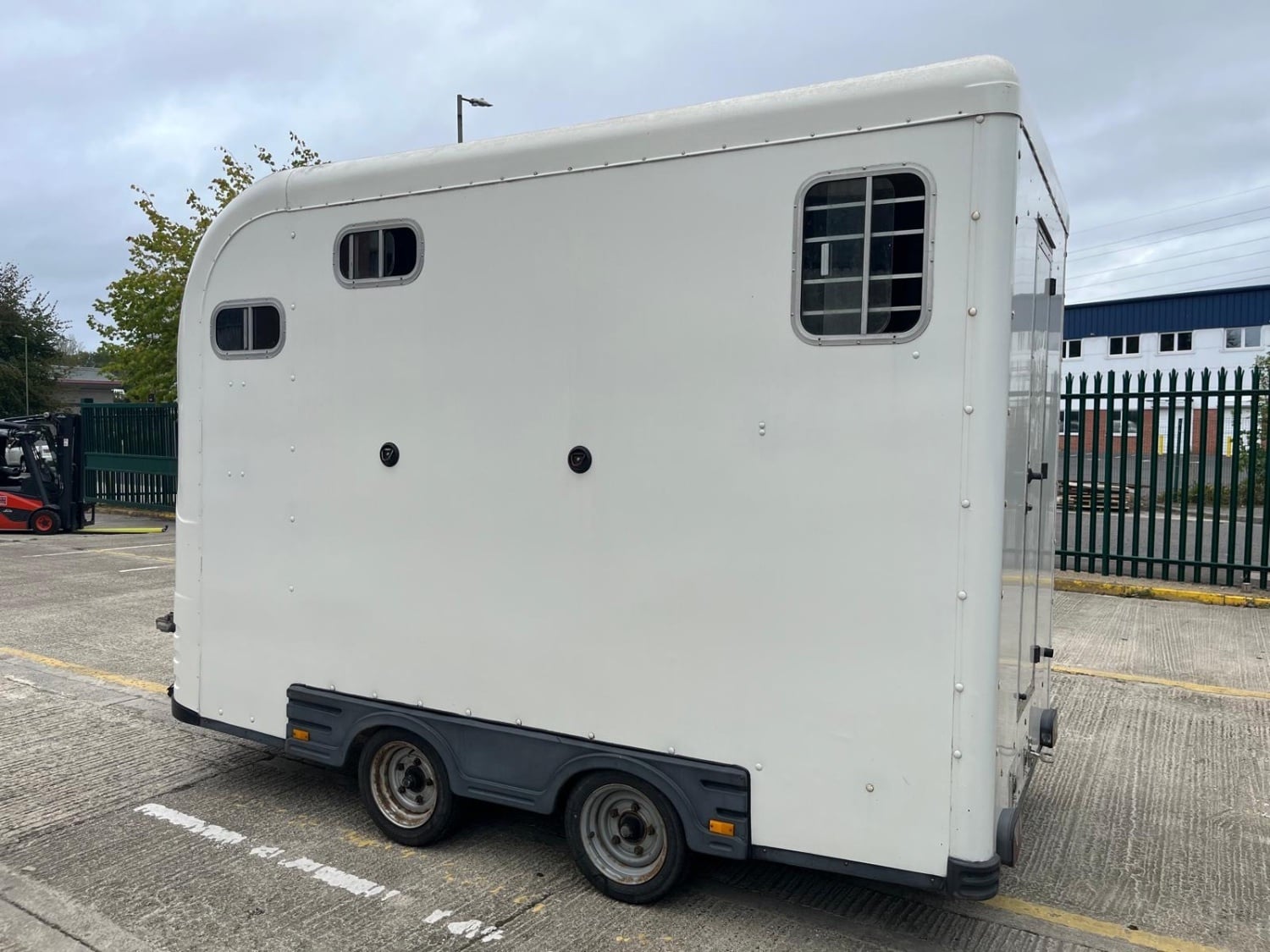 [ berth ]Equi-Trek Space-Treka L