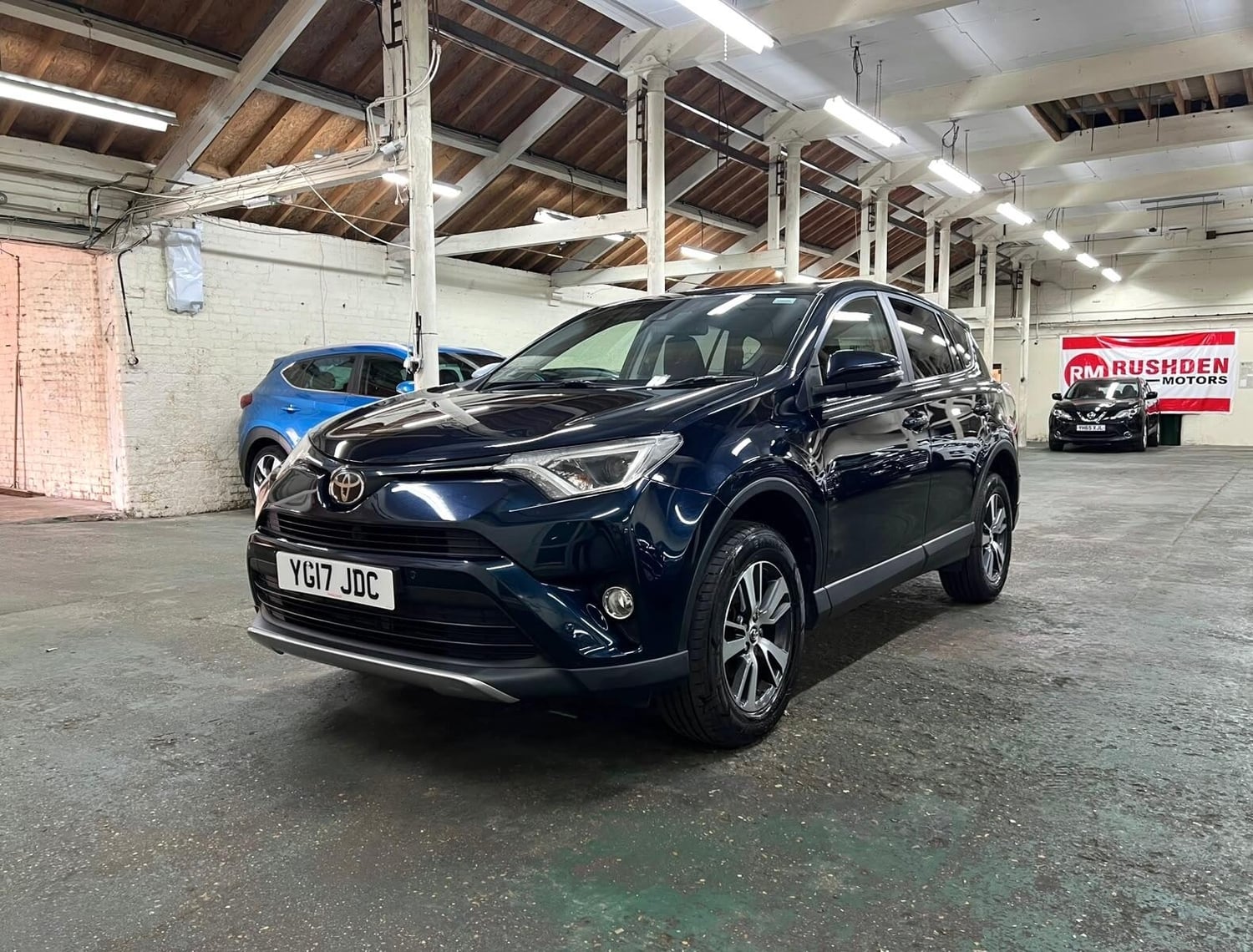 Toyota RAV4 2017 - Cars in Rushden