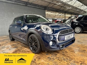 Mini Hatch 2018